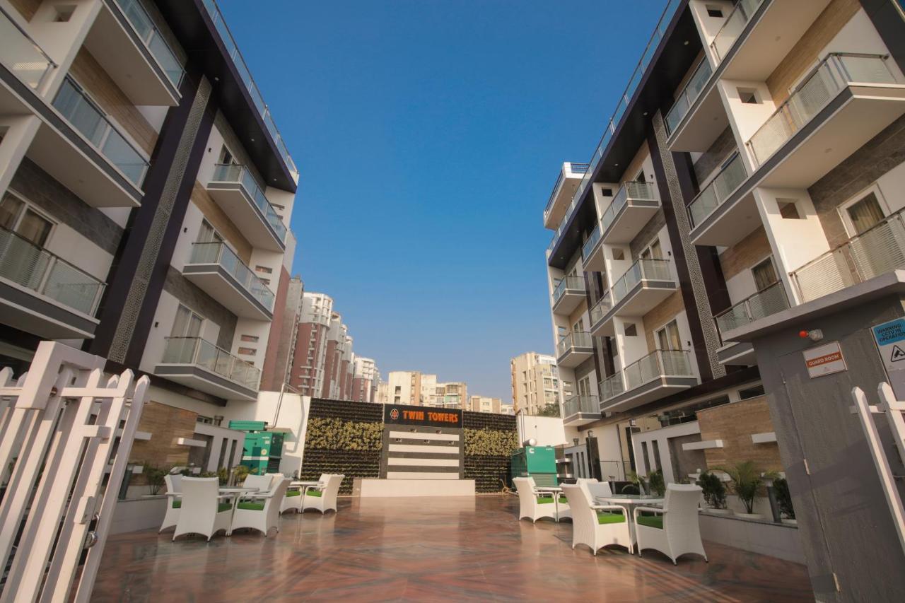 그레이터 노이다 Twin Towers B&B 외부 사진