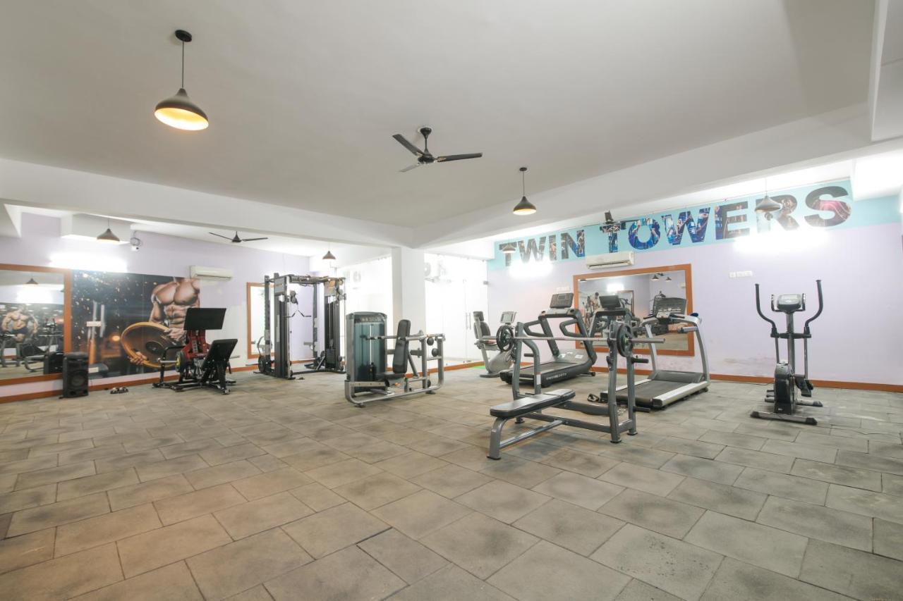 그레이터 노이다 Twin Towers B&B 외부 사진